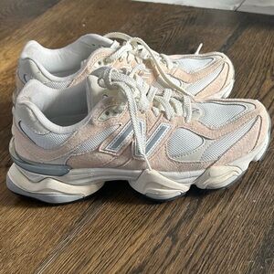 New balance 9060 Sneakers Like New Pink White Womens 9 US